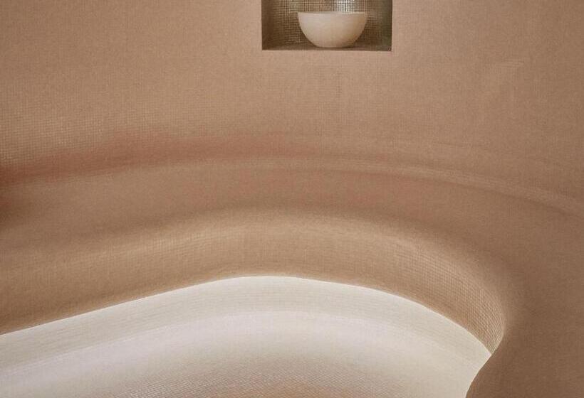 The Emory, Maybourne Hotel Collection