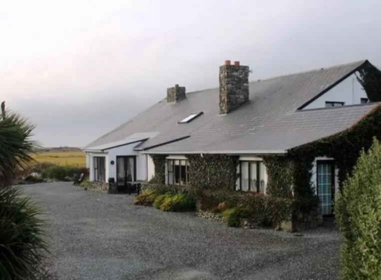 Bed and Breakfast Conamara House