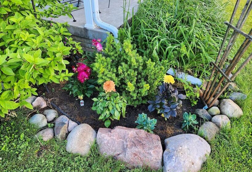 مبيت وإفطار Sweetfern Inn