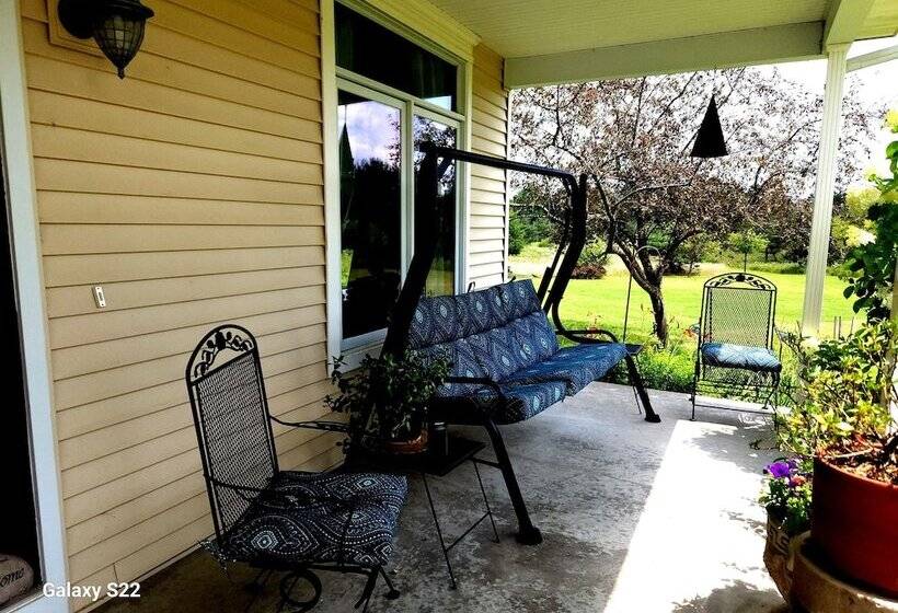 مبيت وإفطار Sweetfern Inn