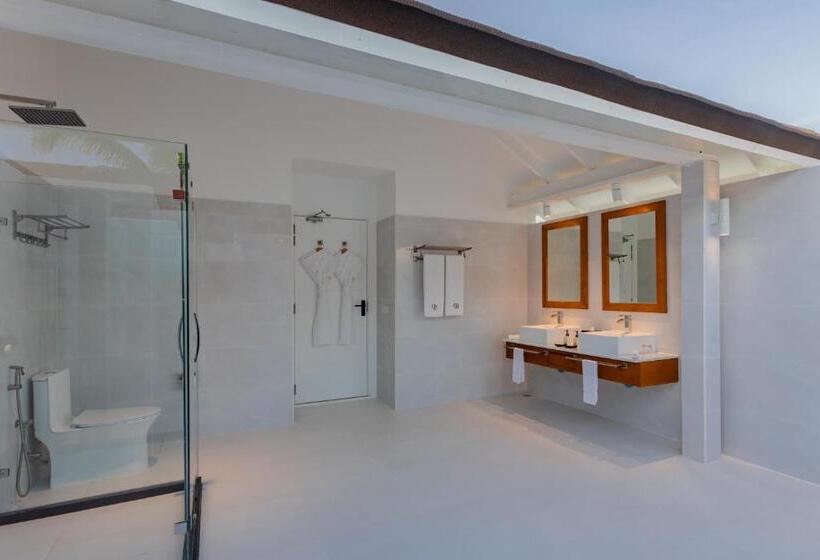 Dhigufaru Island Resort