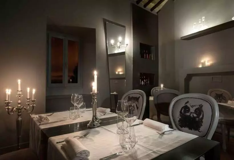 簡易ホテル Castello Di Poreta
