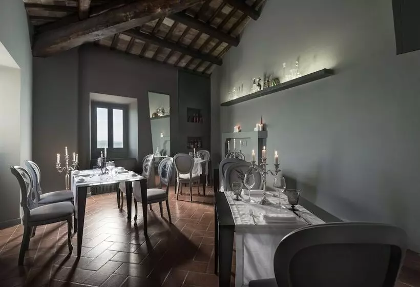 簡易ホテル Castello Di Poreta