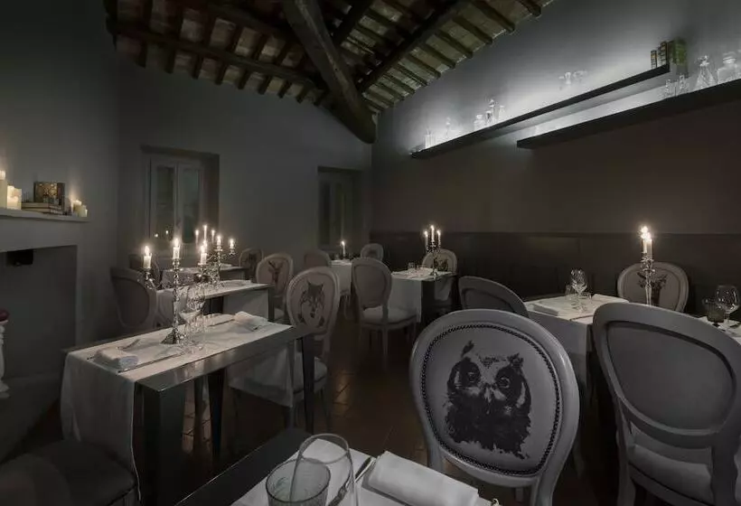 簡易ホテル Castello Di Poreta