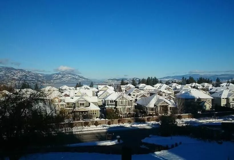 ホテル A Okanagan Lakeview Inn