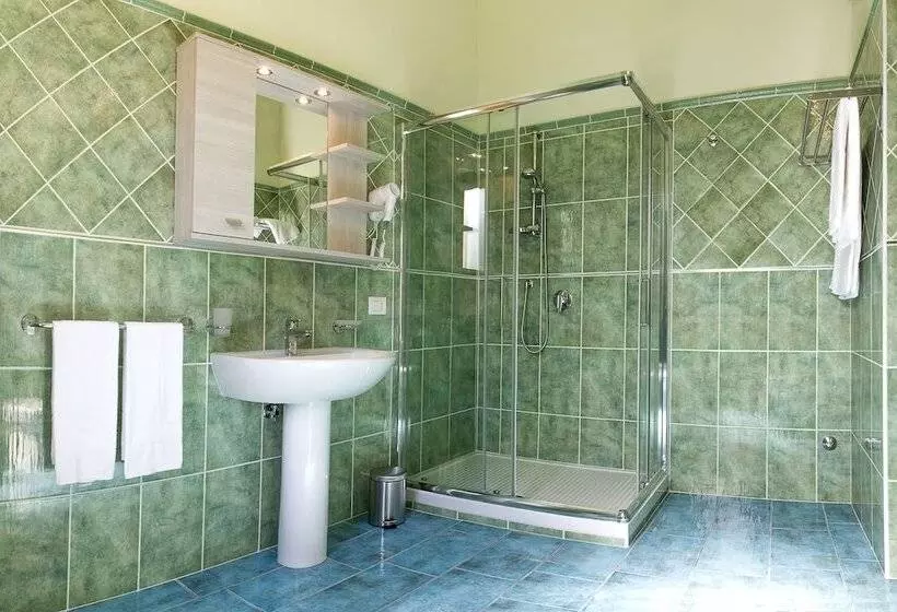 Hotelli Albergo Stazione