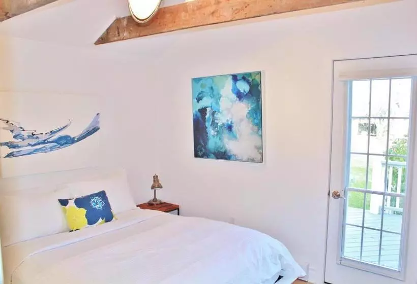 هتل All Suites Whitney Manor