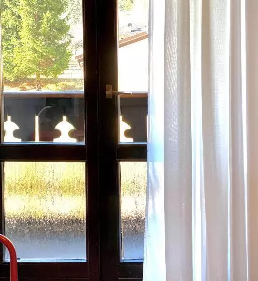 Hotelli Enjoy Ledro B&b