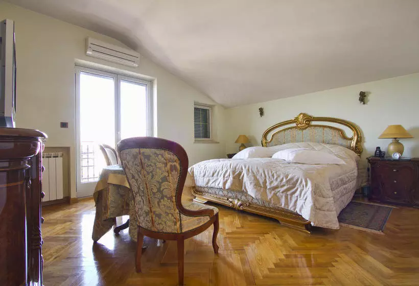 هتل Villa Sveta Eufemija Bed And Breakfast