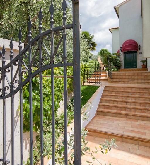 ホテル Villa Sveta Eufemija Bed And Breakfast