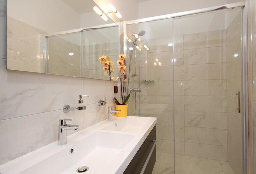 ホテル Villa Sveta Eufemija Bed And Breakfast