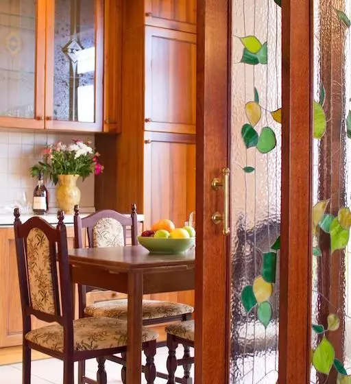 هتل Villa Sveta Eufemija Bed And Breakfast