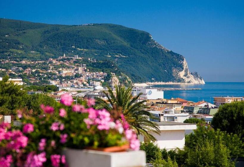 בית מלון כפרי K2