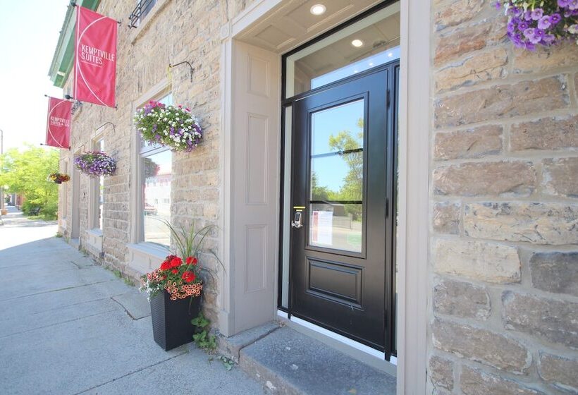 ホテル Kemptville Suites