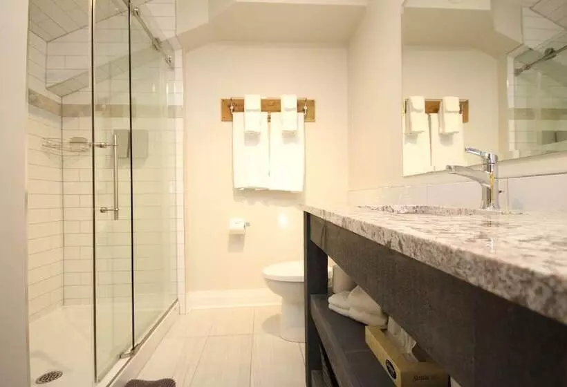 ホテル Kemptville Suites