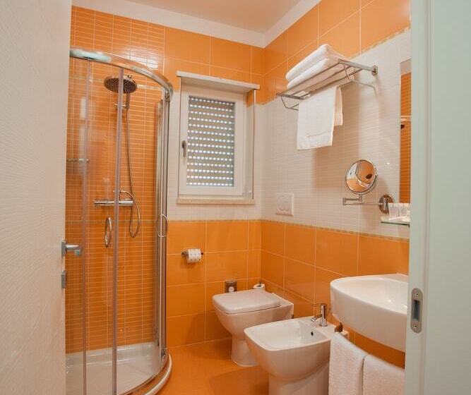 ホテル La Casa Del Turista