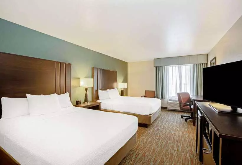 هتل La Quinta By Wyndham Gillette