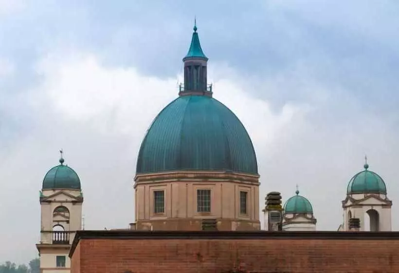 Hôtel Melecchi
