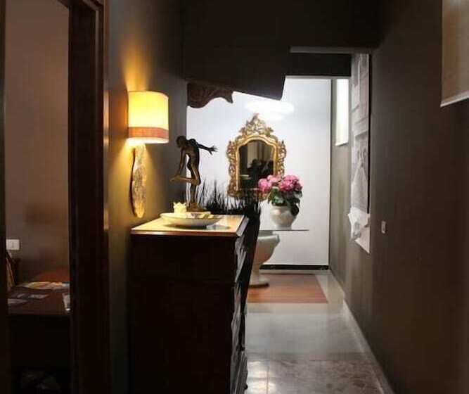 فندق Neathon Rooms