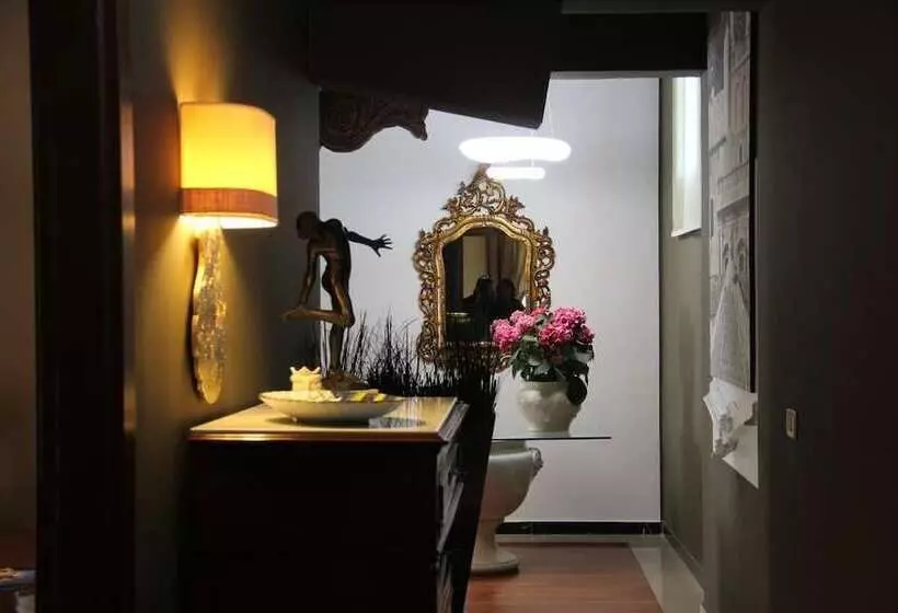 ホテル Neathon Rooms