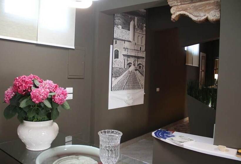 فندق Neathon Rooms