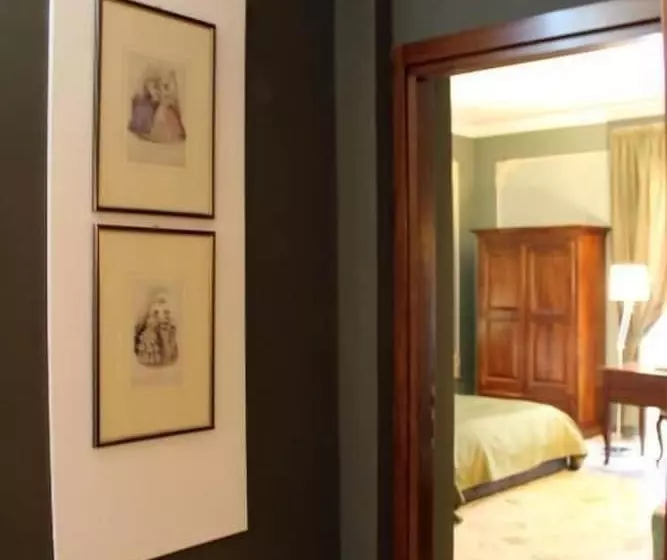 ホテル Neathon Rooms