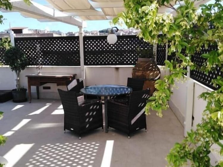 فندق Neathon Rooms