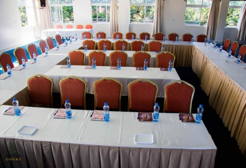 هتل Pine Court Malindi