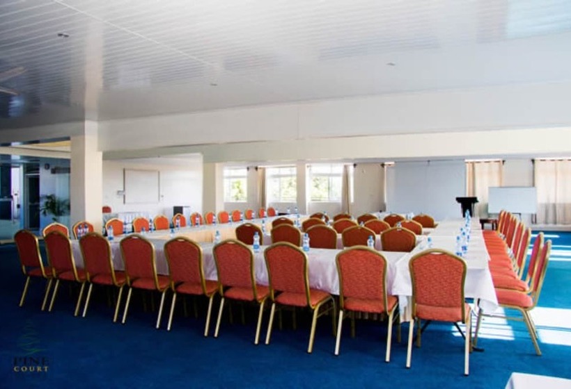 هتل Pine Court Malindi