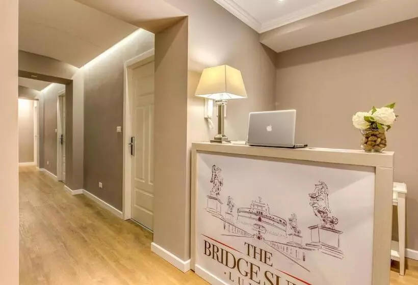בית מלון כפרי The Bridge Suites