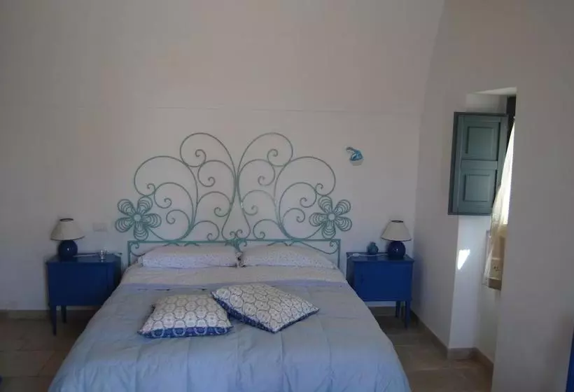 هتل Trulli Gallo Rosso