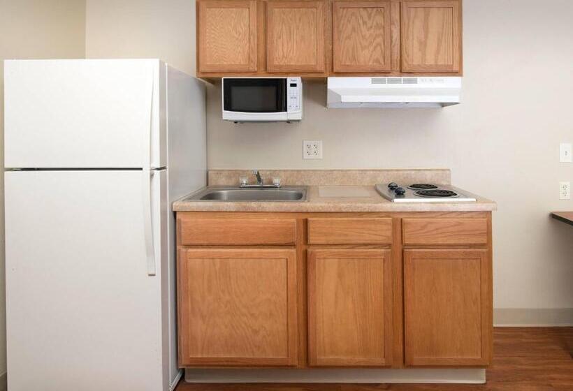 Отель Woodspring Suites Wilkesbarre