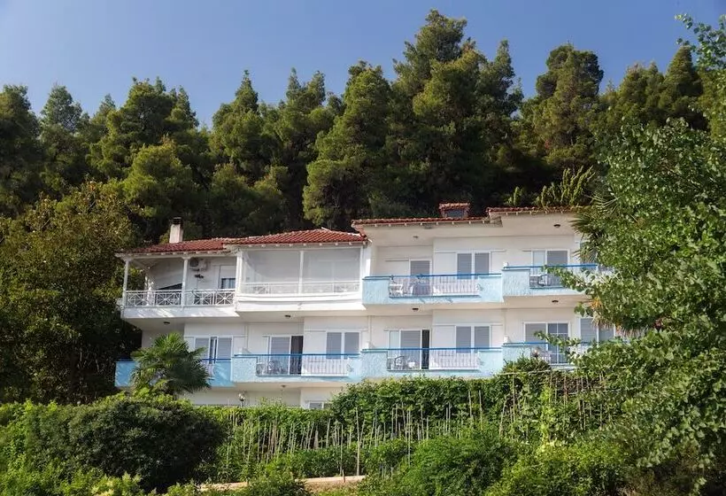 Roditsa Patritsia Apartments