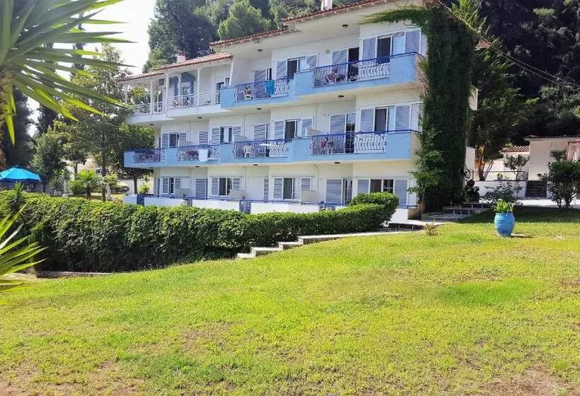 Roditsa Patritsia Apartments