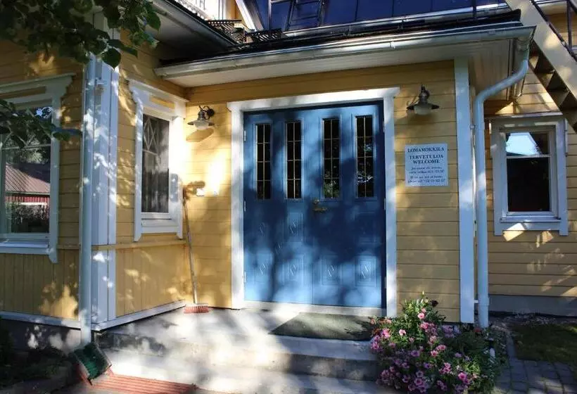 هتل B&b Lomamokkila