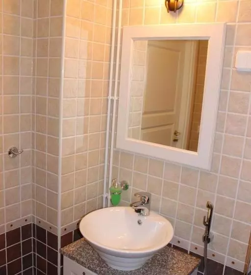 هتل B&b Lomamokkila