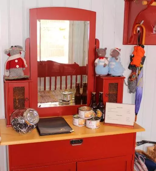 هتل B&b Lomamokkila
