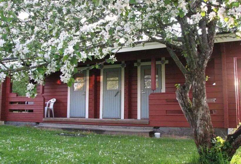 هتل B&b Lomamokkila