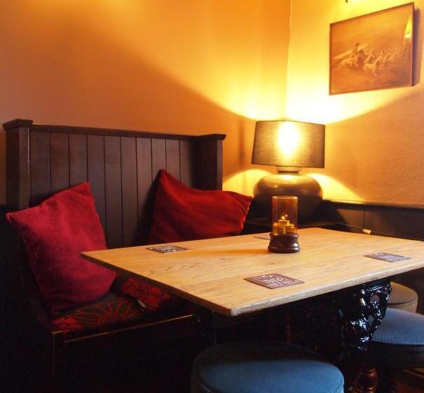 ホテル Black Swan Inn