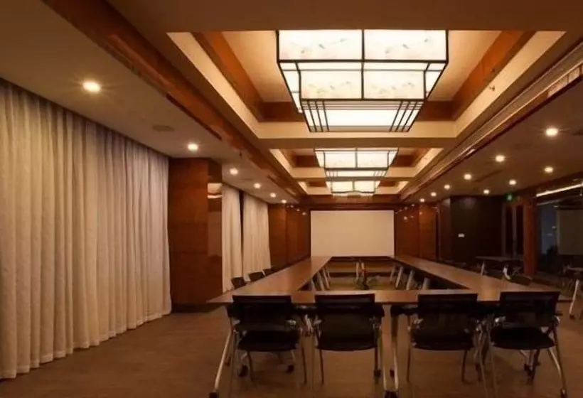 Hotelli Chengdu Rongtou