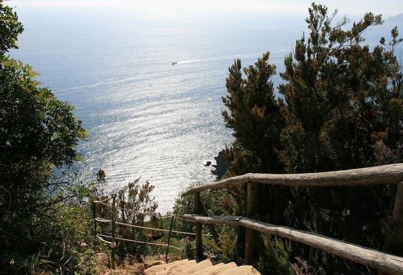 فندق Costa Morroni