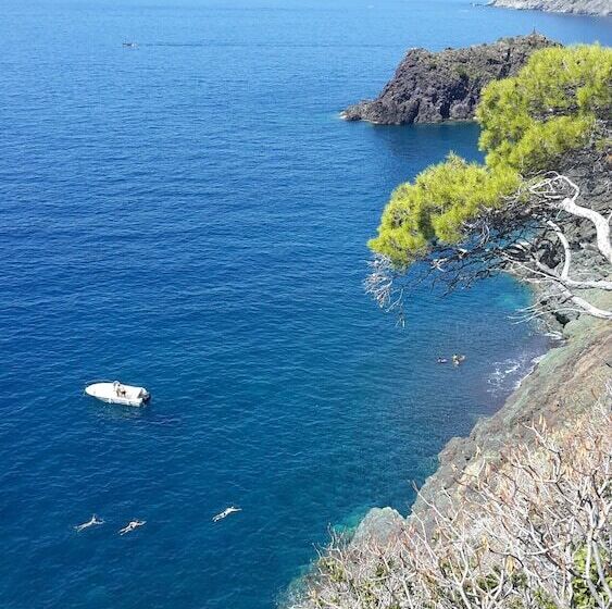 فندق Costa Morroni