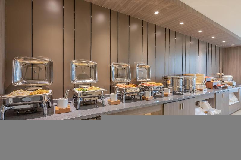 Hotelli Hanting Express Beijing The South Gate Of The Temple Of Heaven