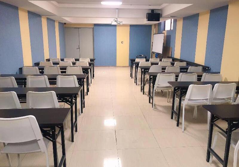 Hotel Hanting  Nanjing Xinjiekou Huaqiao Road