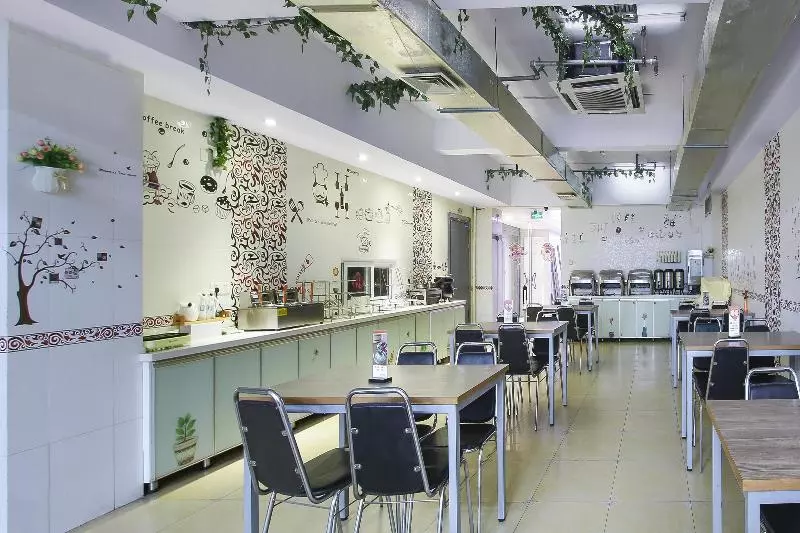 Hotelli Hanting Nanjing Xinjiekou Huaqiao Road
