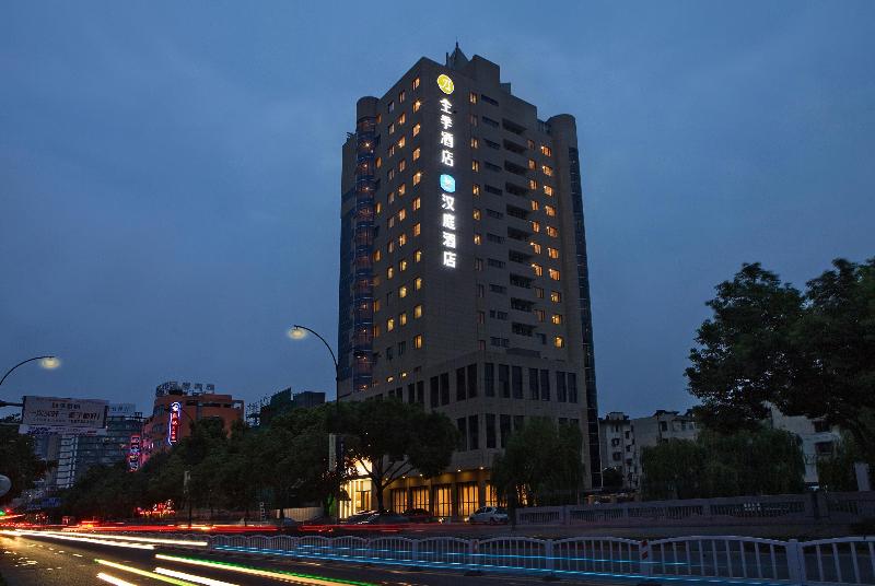 Otel Ji Haining S.haichang