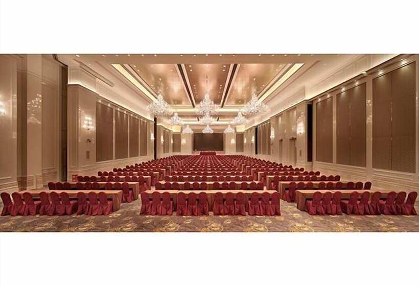 Отель Luan Suntone Plaza