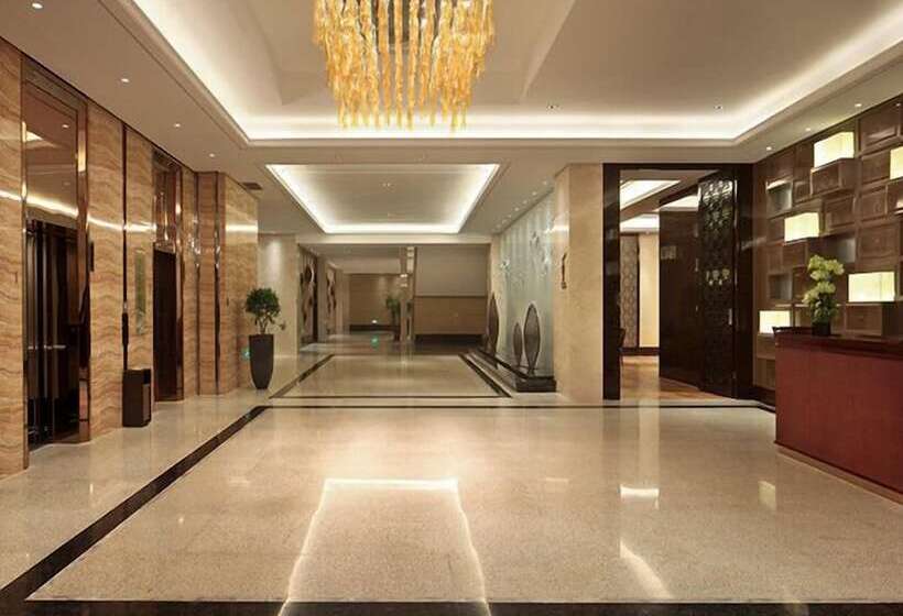 Отель Luan Suntone Plaza