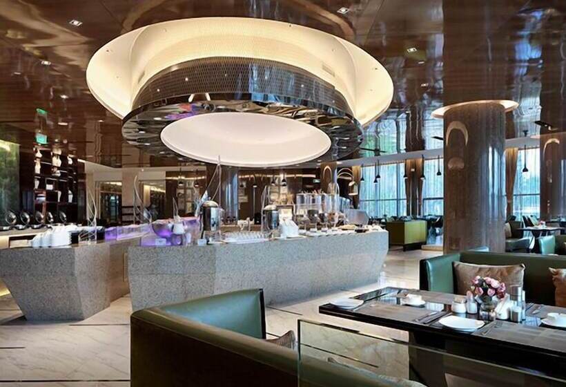 Отель Luan Suntone Plaza