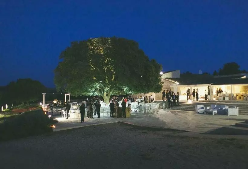 ホテル Masseria Torre Di Nebbia